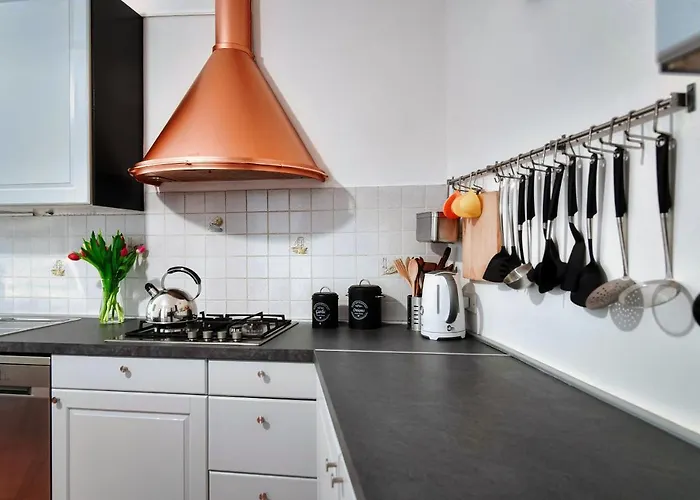 Piazza Duomo-downtown *